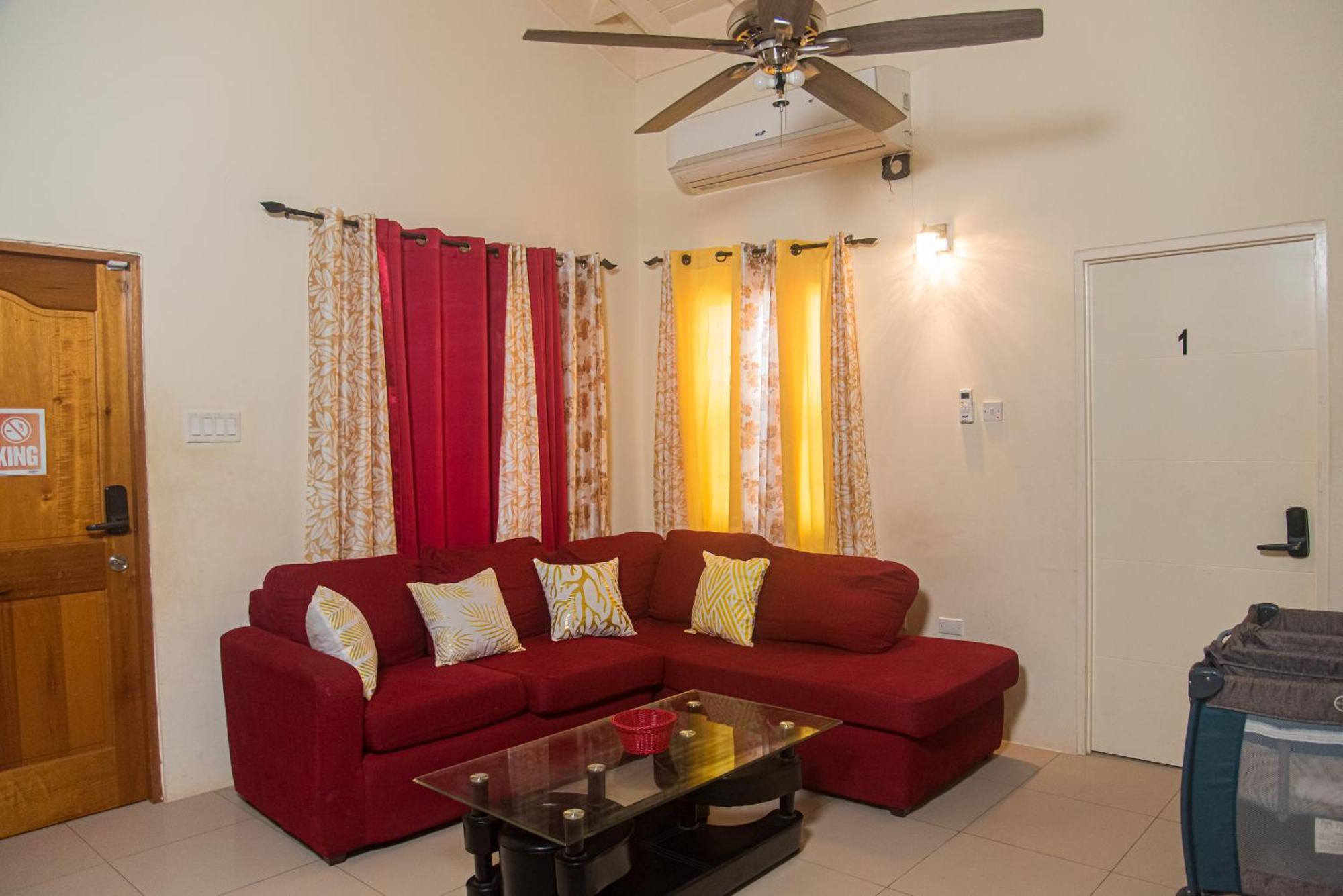 אוצ'ו ריוס Paradise Villa Sleep 6 Private Pool מראה חיצוני תמונה